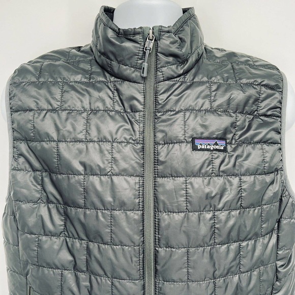 Patagonia Men's Dark Grey Quilted Vest Size Medium - Picture 2 of 12